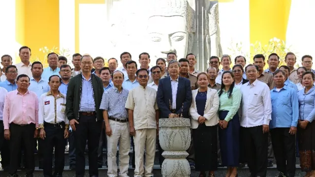 Group Photo with Participants